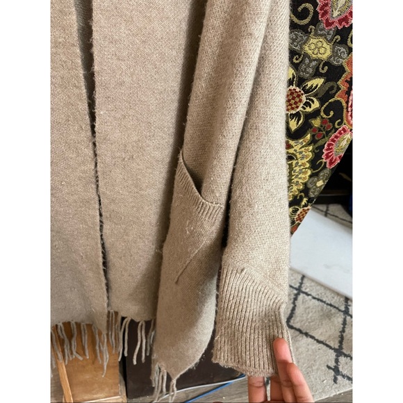 Look Look By M New York Cream Open Front Cape Cardigan One Size GUC - Picture 5 of 16